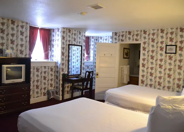 Hotel Copper Queen 3*